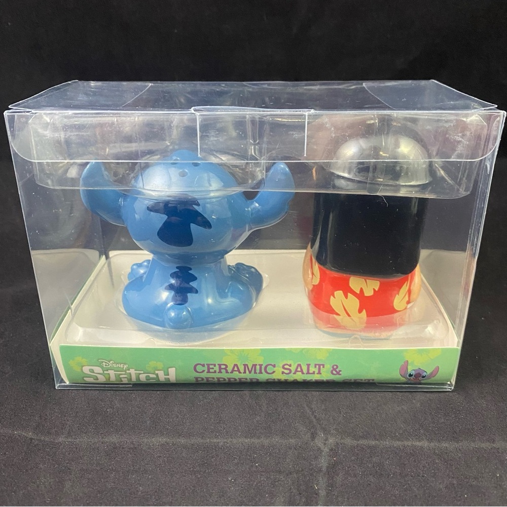 Disney Stitch and Lilo Salt & Pepper Shaker Set NIB - Picture 2 of 7
